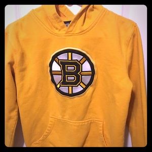 Boston Bruins sweatshirt